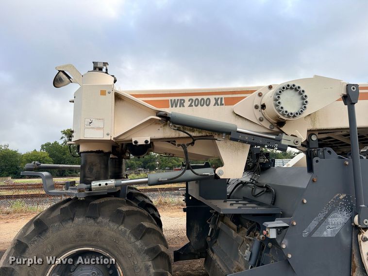 image for item ED5464 2014 Wirtgen WR2000XL soil stabilizer / reclaimer