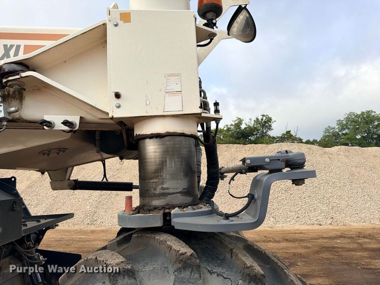 image for item ED5464 2014 Wirtgen WR2000XL soil stabilizer / reclaimer