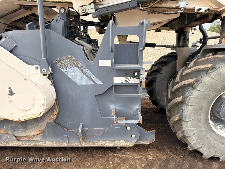 image for item ED5464 2014 Wirtgen WR2000XL soil stabilizer / reclaimer