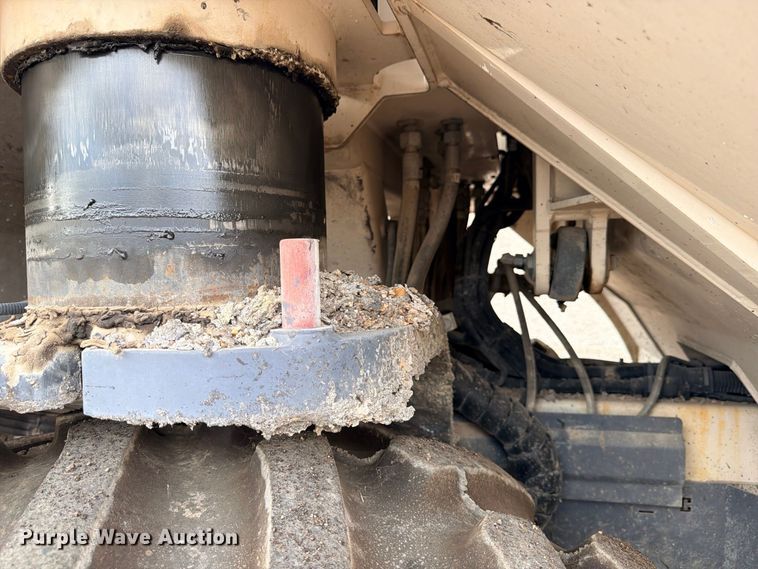 image for item ED5464 2014 Wirtgen WR2000XL soil stabilizer / reclaimer