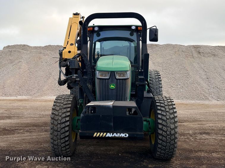 image for item ED5465 2017 John Deere 6105E MFWD tractor