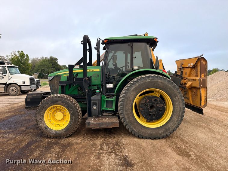 image for item ED5465 2017 John Deere 6105E MFWD tractor