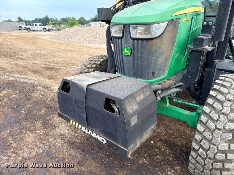 image for item ED5465 2017 John Deere 6105E MFWD tractor