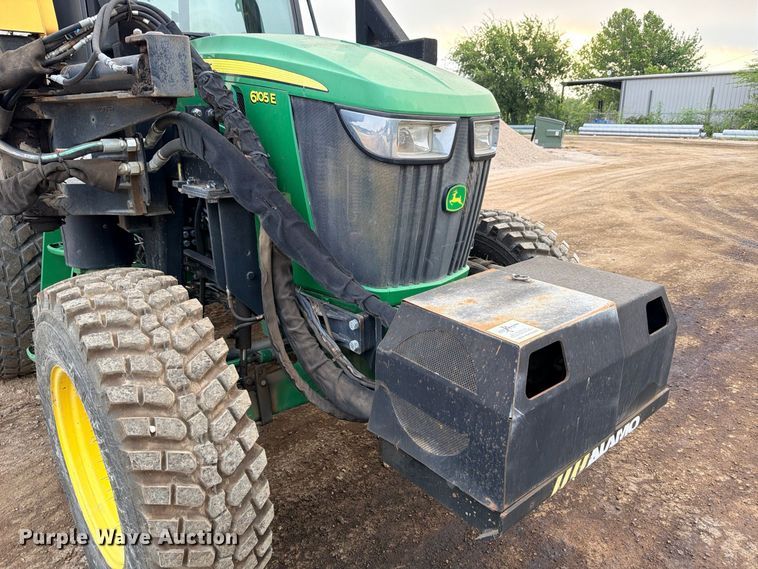 image for item ED5465 2017 John Deere 6105E MFWD tractor