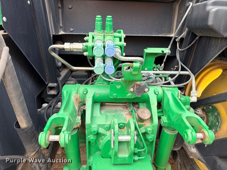 image for item ED5465 2017 John Deere 6105E MFWD tractor