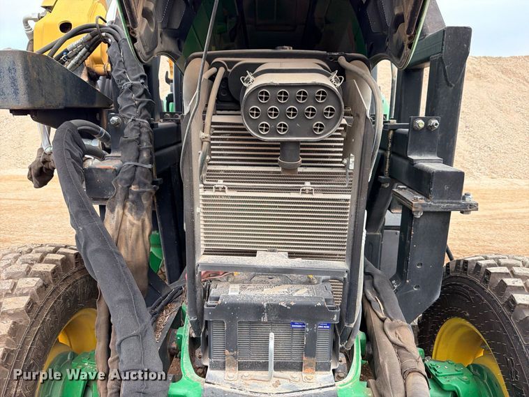 image for item ED5465 2017 John Deere 6105E MFWD tractor