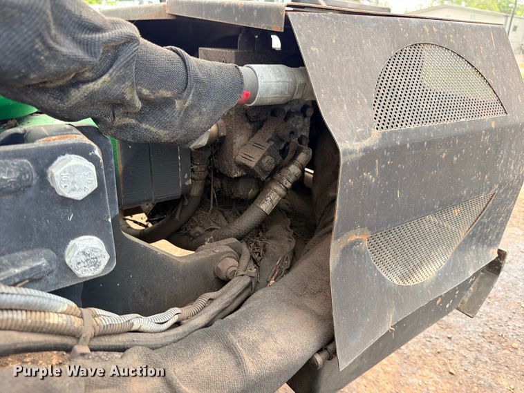 image for item ED5465 2017 John Deere 6105E MFWD tractor