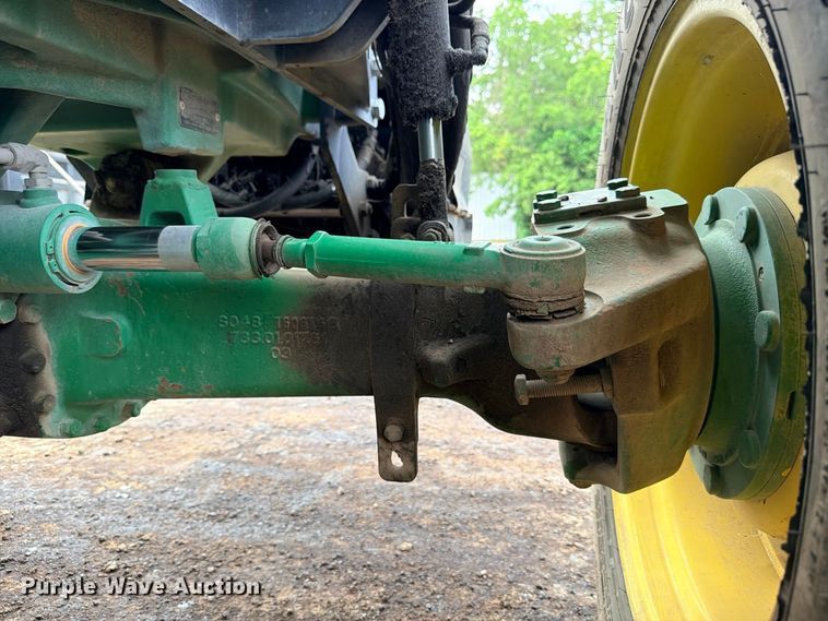 image for item ED5465 2017 John Deere 6105E MFWD tractor