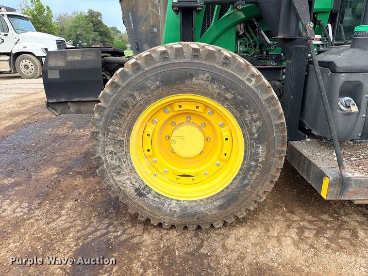 image for item ED5465 2017 John Deere 6105E MFWD tractor
