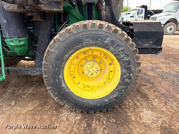 image for item ED5465 2017 John Deere 6105E MFWD tractor