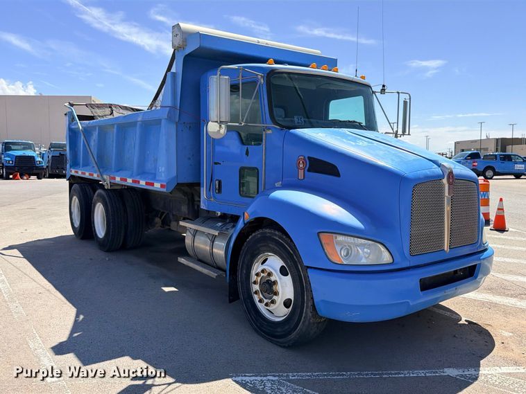 2008 Kenworth T300 dump truck