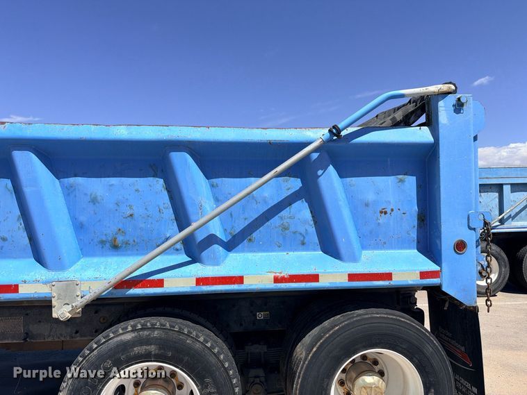 image for item ED5474 2008 Kenworth T300 dump truck