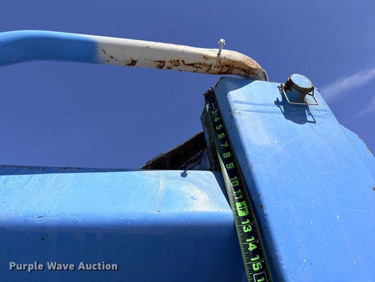 image for item ED5474 2008 Kenworth T300 dump truck