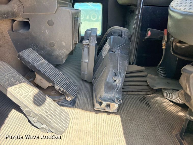 image for item ED5474 2008 Kenworth T300 dump truck