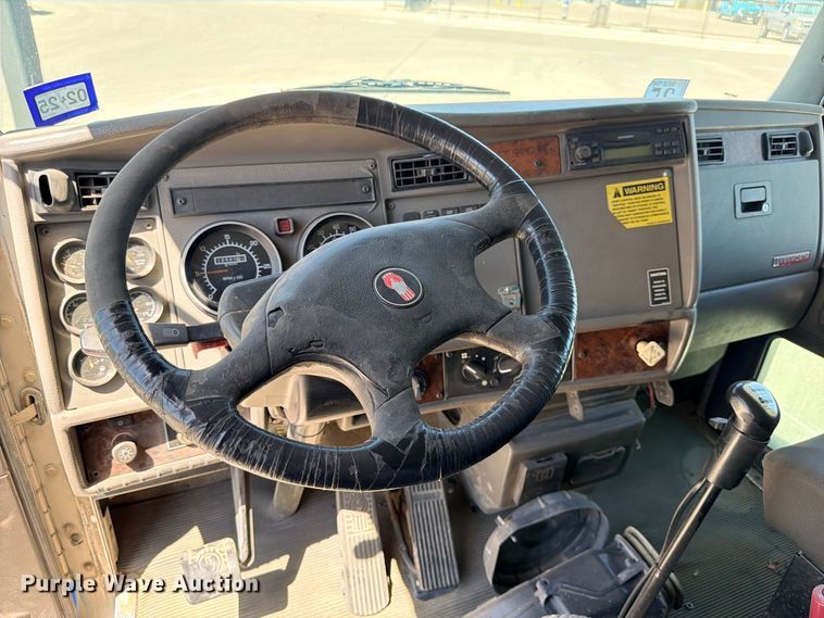 image for item ED5474 2008 Kenworth T300 dump truck