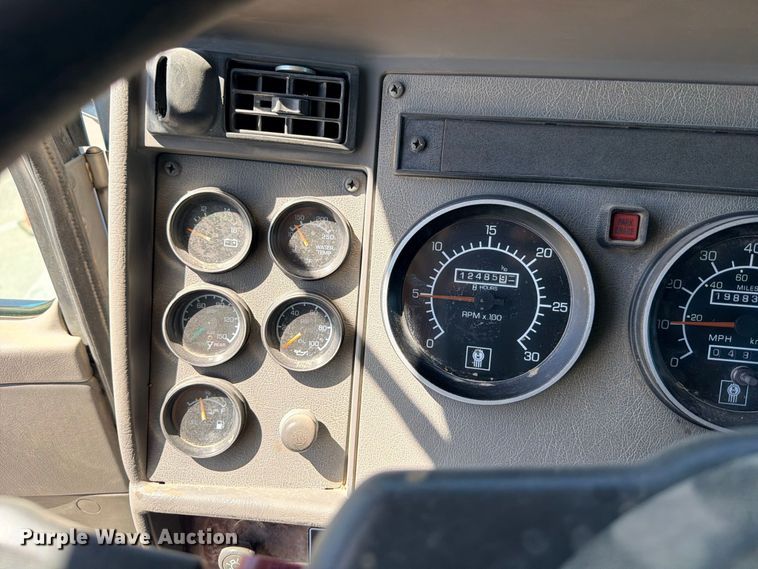image for item ED5474 2008 Kenworth T300 dump truck