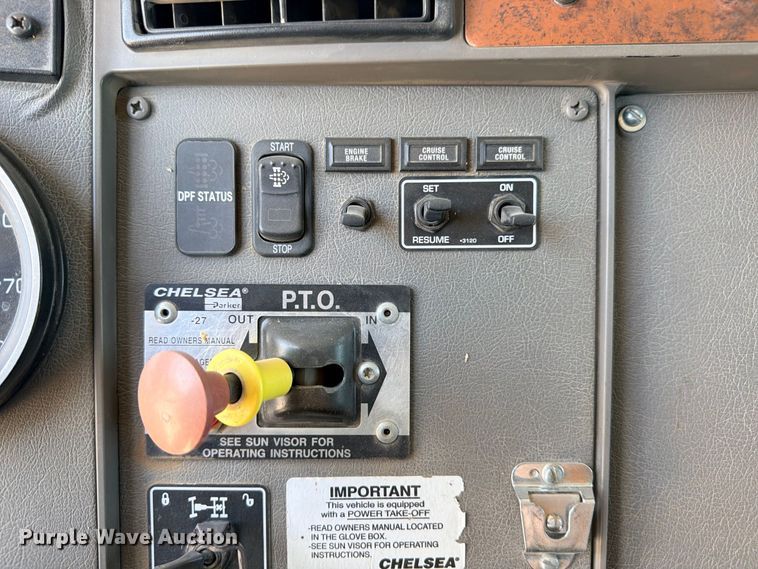 image for item ED5474 2008 Kenworth T300 dump truck