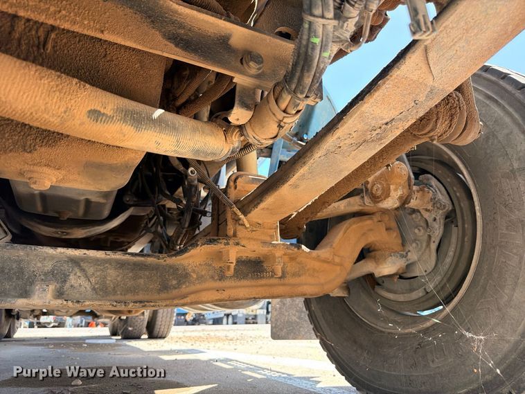 image for item ED5474 2008 Kenworth T300 dump truck