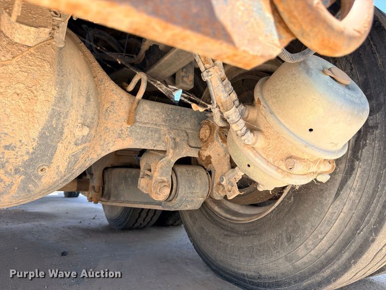 image for item ED5474 2008 Kenworth T300 dump truck