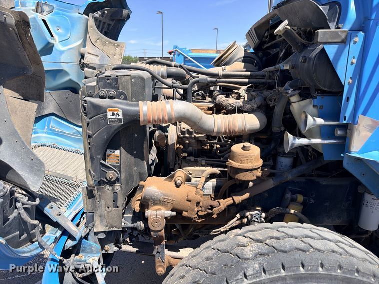 image for item ED5474 2008 Kenworth T300 dump truck
