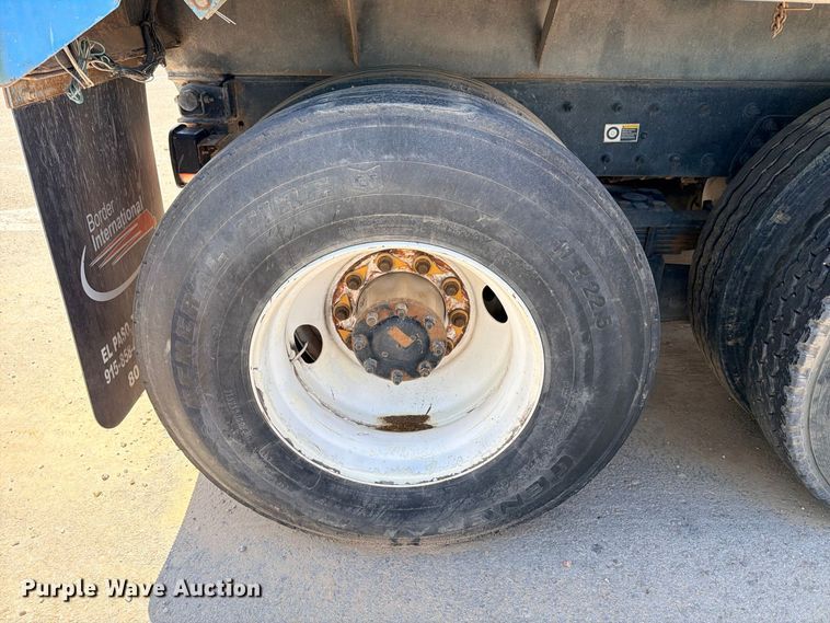 image for item ED5474 2008 Kenworth T300 dump truck