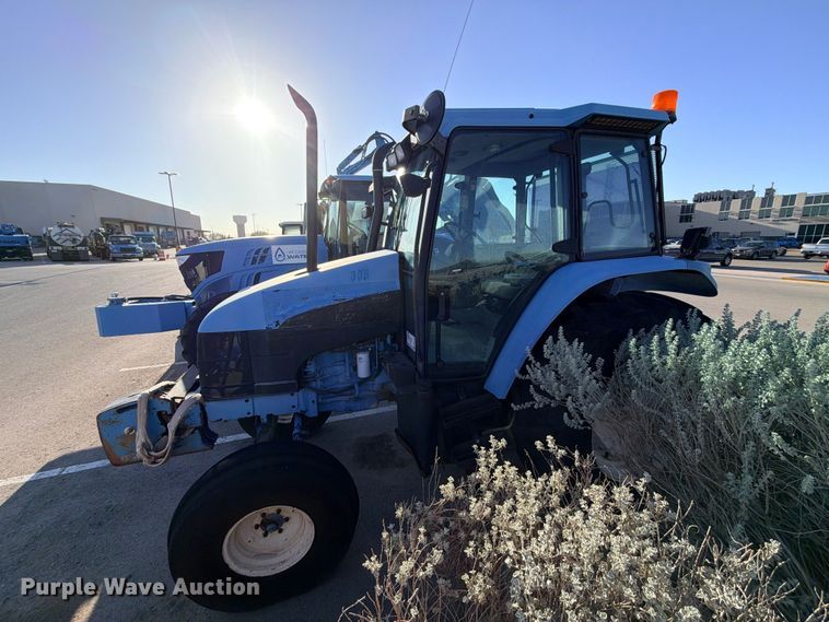 image for item ED5475 2001 New Holland TS110 tractor