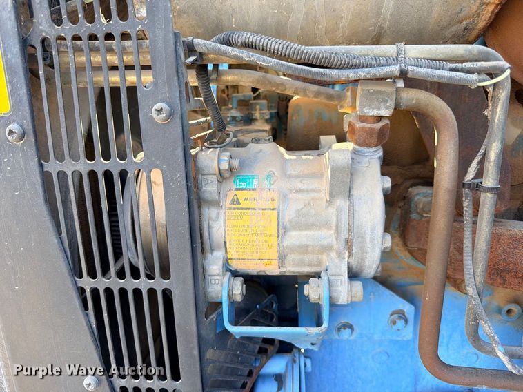 image for item ED5475 2001 New Holland TS110 tractor