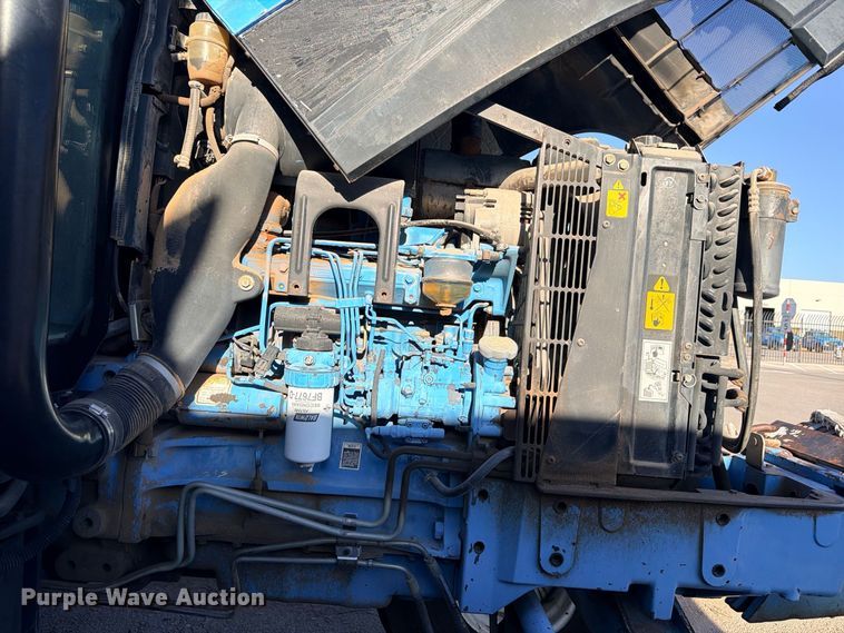 image for item ED5475 2001 New Holland TS110 tractor