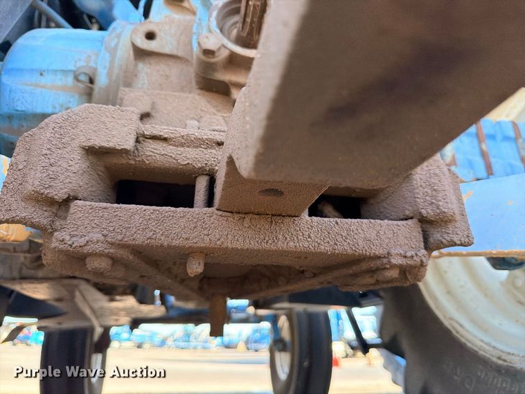 image for item ED5475 2001 New Holland TS110 tractor