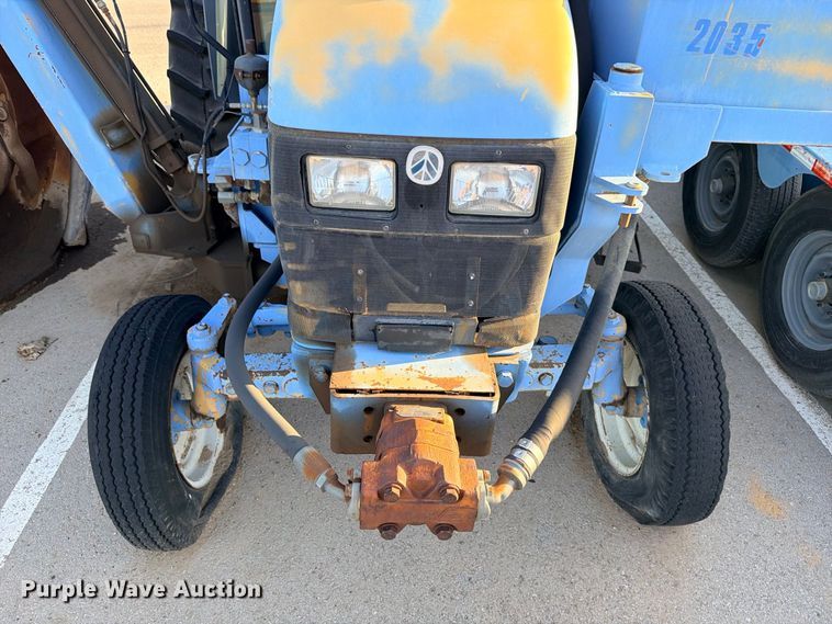 image for item ED5477 New Holland T5100 tractor