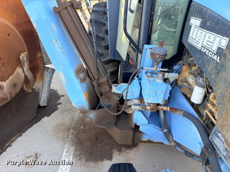 image for item ED5477 New Holland T5100 tractor