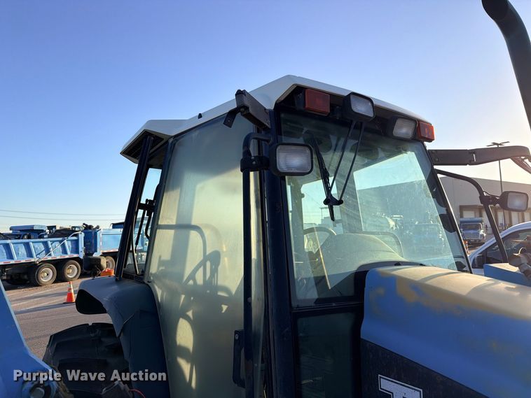 image for item ED5477 New Holland T5100 tractor