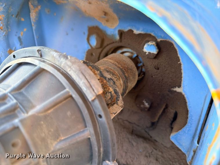 image for item ED5477 New Holland T5100 tractor