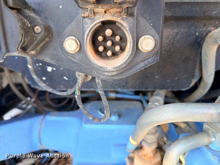 image for item ED5477 New Holland T5100 tractor