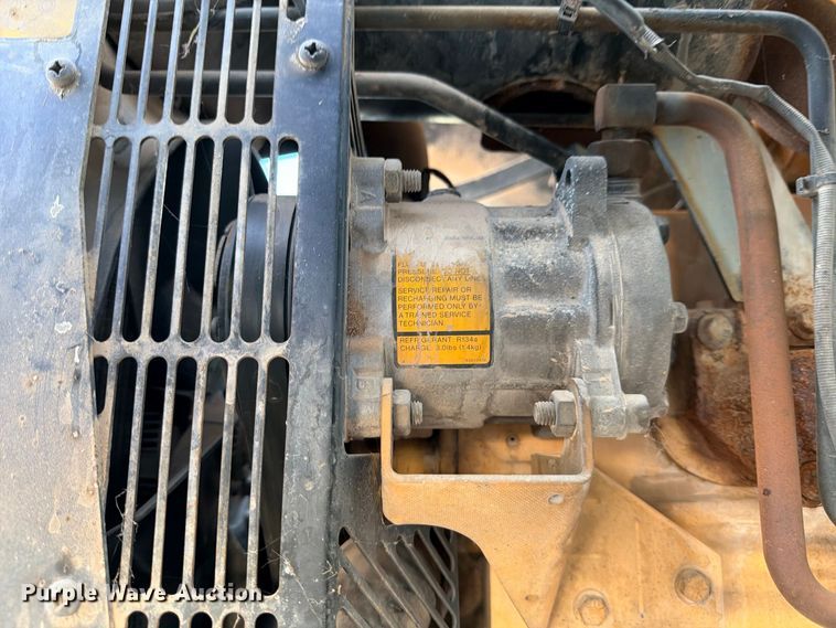image for item ED5477 New Holland T5100 tractor
