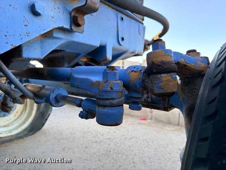 image for item ED5477 New Holland T5100 tractor
