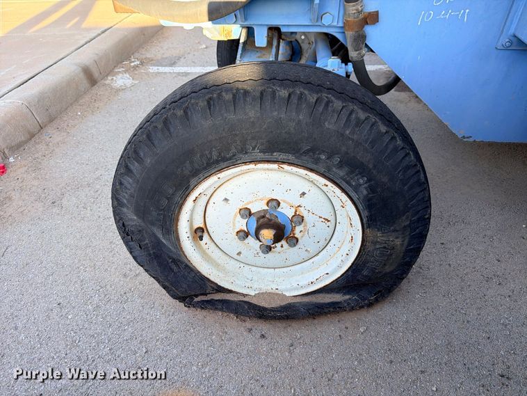 image for item ED5477 New Holland T5100 tractor