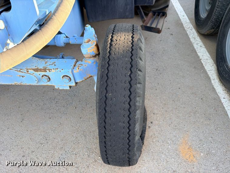 image for item ED5477 New Holland T5100 tractor