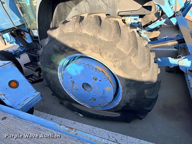 image for item ED5477 New Holland T5100 tractor