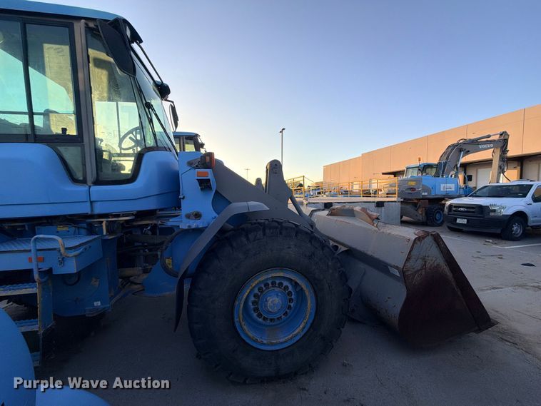 image for item ED5478 2008 Volvo L70F wheel loader