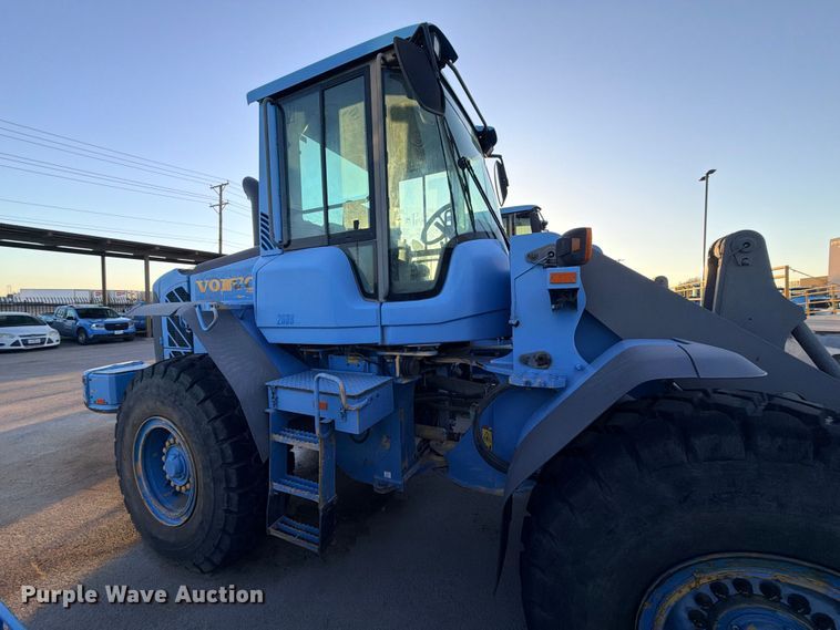 image for item ED5478 2008 Volvo L70F wheel loader