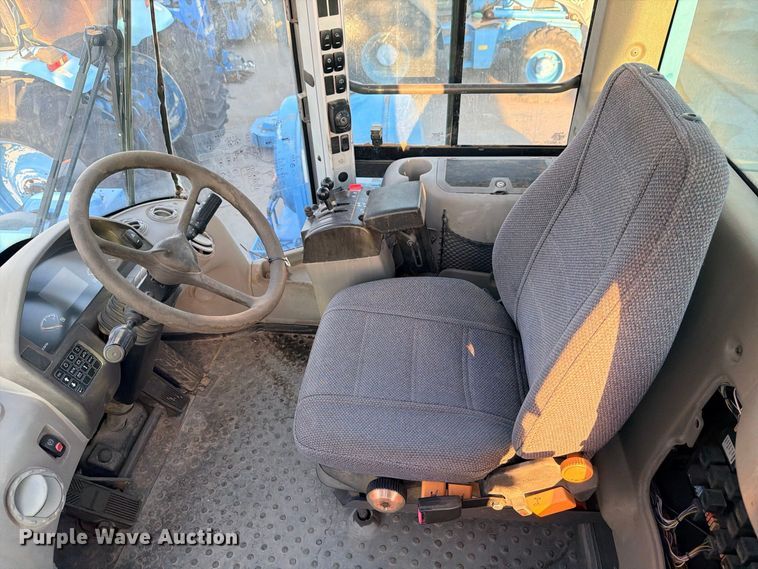 image for item ED5478 2008 Volvo L70F wheel loader