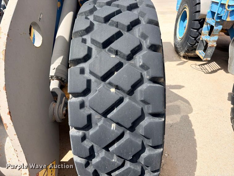 image for item ED5478 2008 Volvo L70F wheel loader