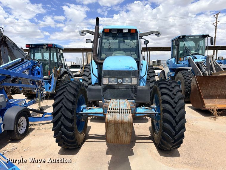 image for item ED5479 New Holland 8560 MFWD tractor