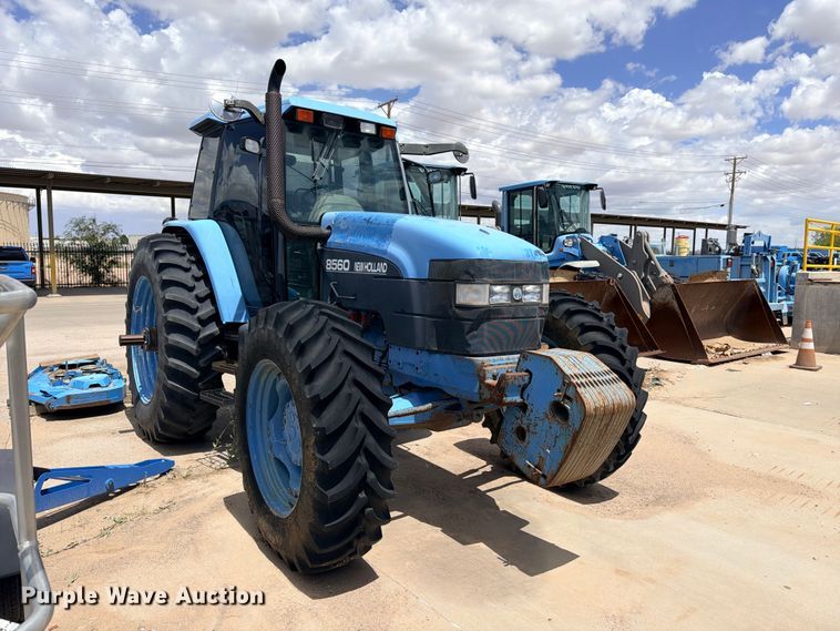 image for item ED5479 New Holland 8560 MFWD tractor