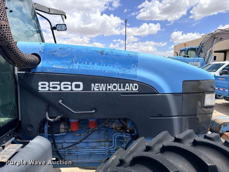 image for item ED5479 New Holland 8560 MFWD tractor