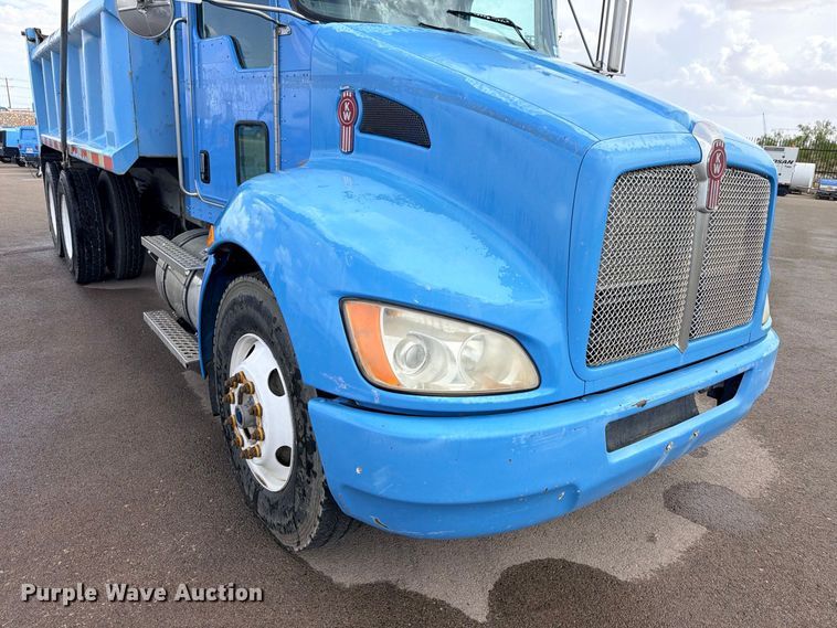 image for item ED5481 2008 Kenworth T300 dump truck