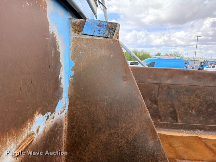 image for item ED5481 2008 Kenworth T300 dump truck