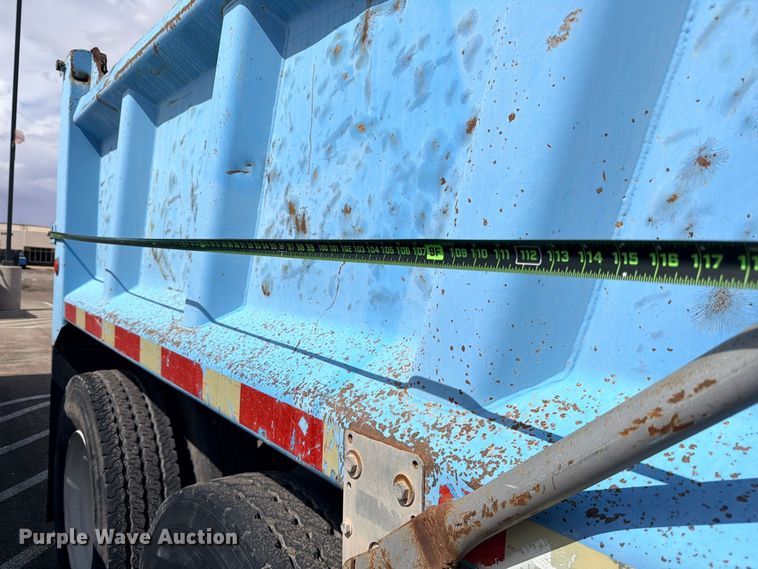 image for item ED5481 2008 Kenworth T300 dump truck