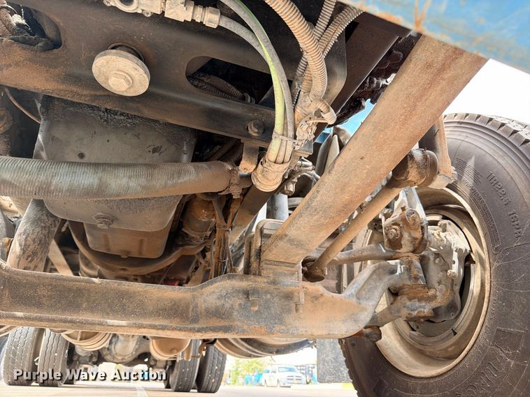 image for item ED5481 2008 Kenworth T300 dump truck